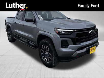 Used 2023 Chevrolet Colorado Z71 w/ Z71 Convenience Package 2