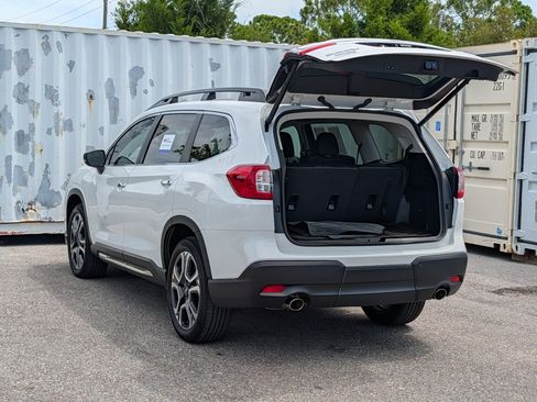 Used 2025 Subaru Ascent Touring AWD/4WD image 14