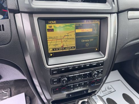 Used 2010 Ford Fusion SEL FWD image 21
