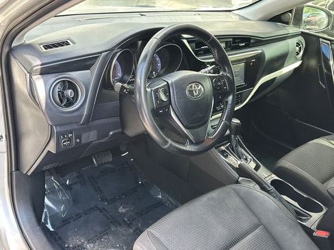Used 2018 Toyota Corolla iM FWD image 18