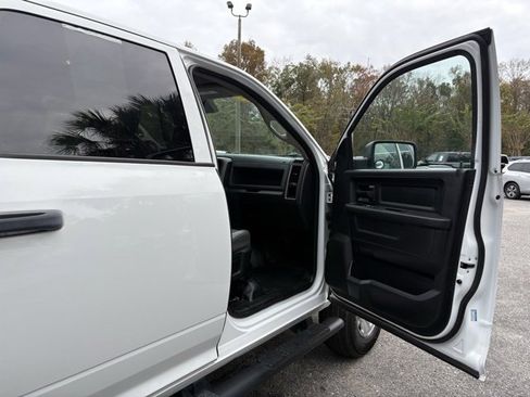 Used 2017 RAM 2500 ST w/ Protection Group image 30