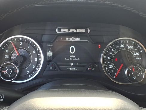 Used 2025 RAM 1500 Laramie image 6