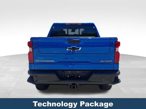 Used 2022 Chevrolet Silverado 1500 ZR2 w/ Technology Package AWD/4WD image 6