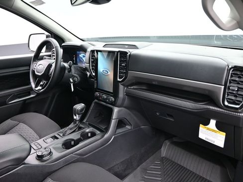 New 2025 Ford Ranger XLT w/ FX4 Off-Road Package image 32