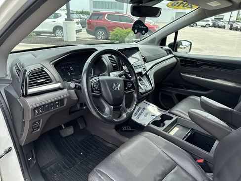 Used 2019 Honda Odyssey Elite image 11