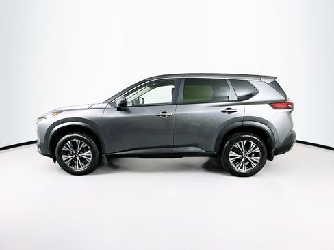 Used 2023 Nissan Rogue SV image 4