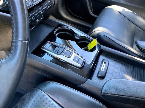 Used 2017 Honda Pilot Elite image 17