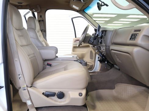 Used 2000 Ford Excursion Limited AWD/4WD image 77