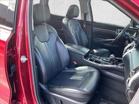 Used 2022 Kia Sorento SX FWD image 9
