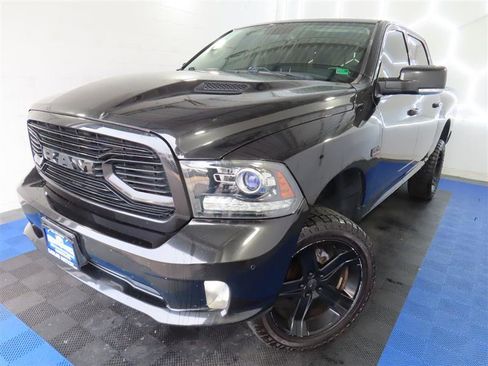 Used 2018 RAM 1500 Sport image 4