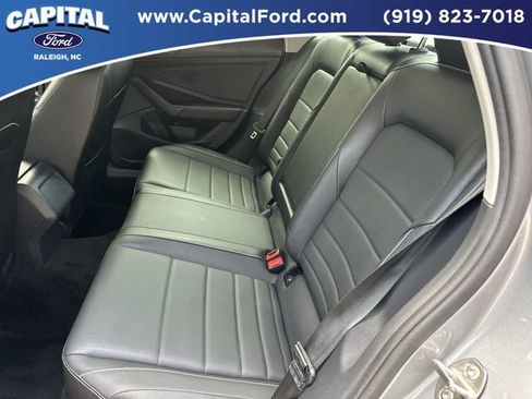 Used 2024 Volkswagen Jetta SE FWD image 18