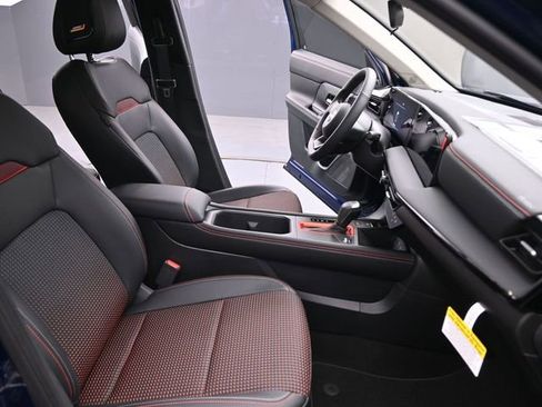 New 2026 Nissan Kicks SR w/ SR Premium Package image 27