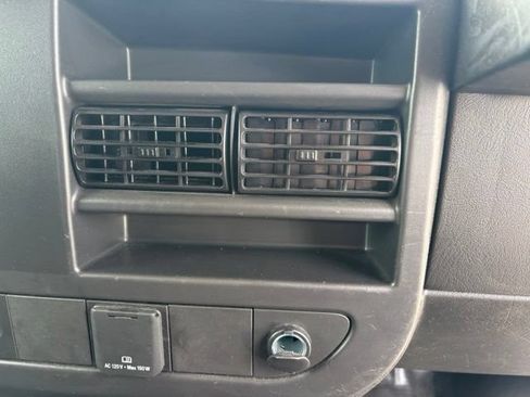 Used 2025 Chevrolet Express 2500 w/ Driver Convenience Package RWD image 23
