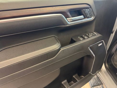 Used 2024 GMC Sierra 1500 SLT w/ SLT Premium Package image 11