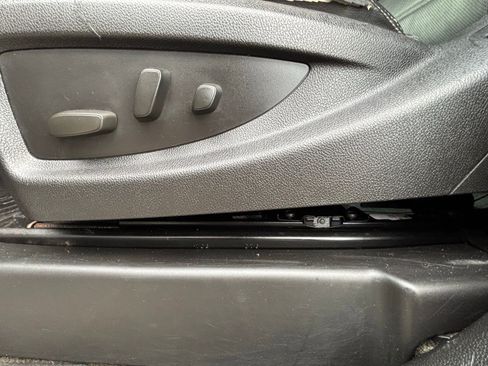 Used 2015 GMC Sierra 2500 Denali w/ Duramax Plus Package image 12