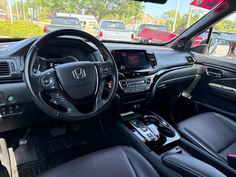 Certified 2023 Honda Ridgeline Black Edition image 25