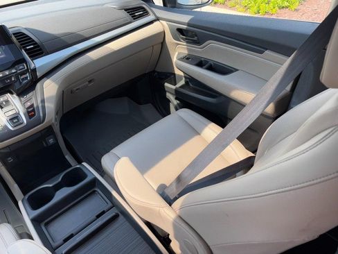 Used 2024 Honda Odyssey EX-L image 16