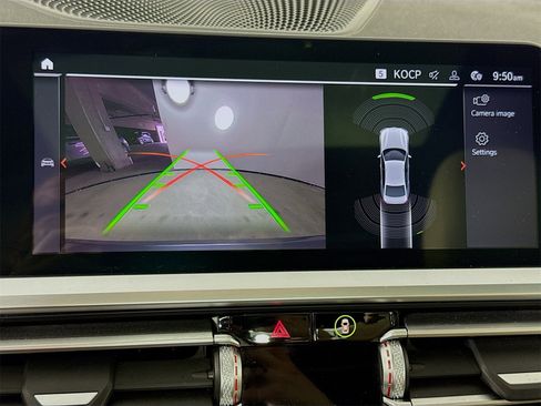 Used 2021 BMW 330i Sedan w/ Premium Package image 14