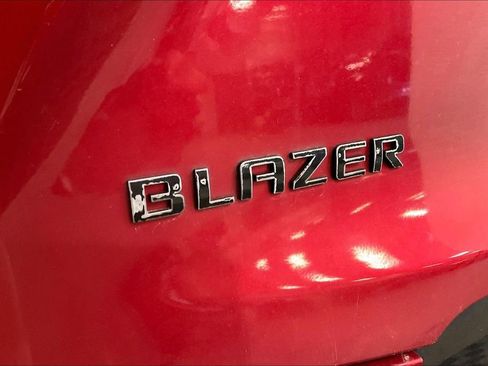 Used 2022 Chevrolet Blazer RS image 25