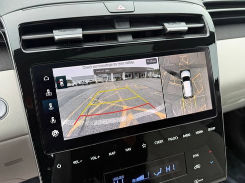 Used 2023 Hyundai Tucson Limited AWD/4WD image 36
