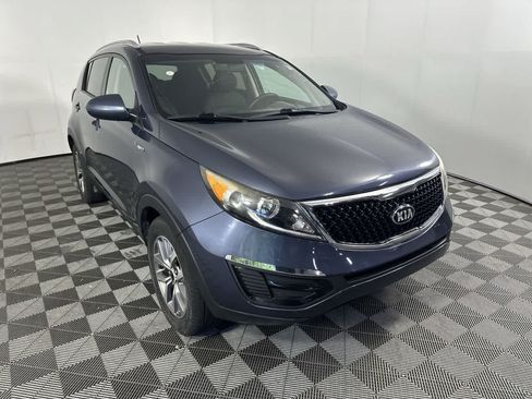 Used 2016 Kia Sportage LX w/ LX Popular Package AWD/4WD image 6