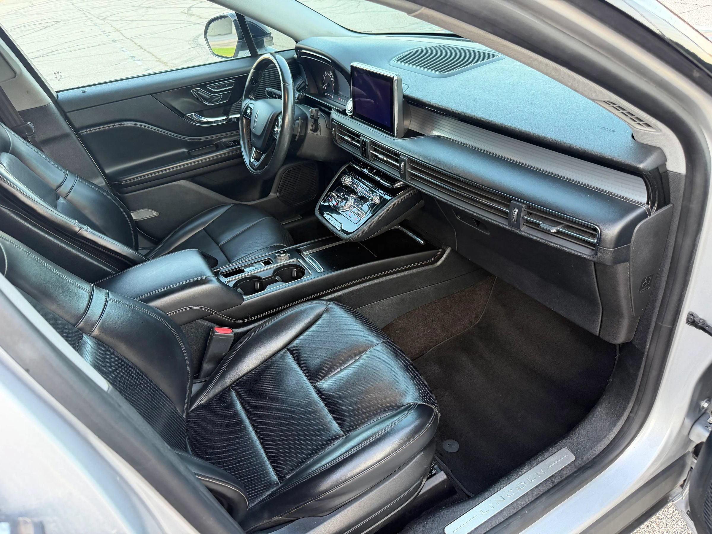 Used 2020 Lincoln Corsair FWD image 27