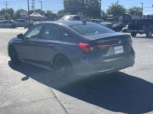 Used 2024 Honda Civic Sport image 4