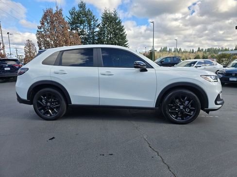 Certified 2024 Honda HR-V Sport image 12