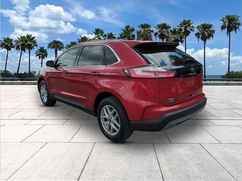 Certified 2024 Ford Edge SEL w/ Convenience Package AWD/4WD image 5
