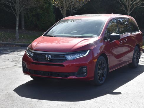 New 2026 Honda Odyssey Sport-L image 3