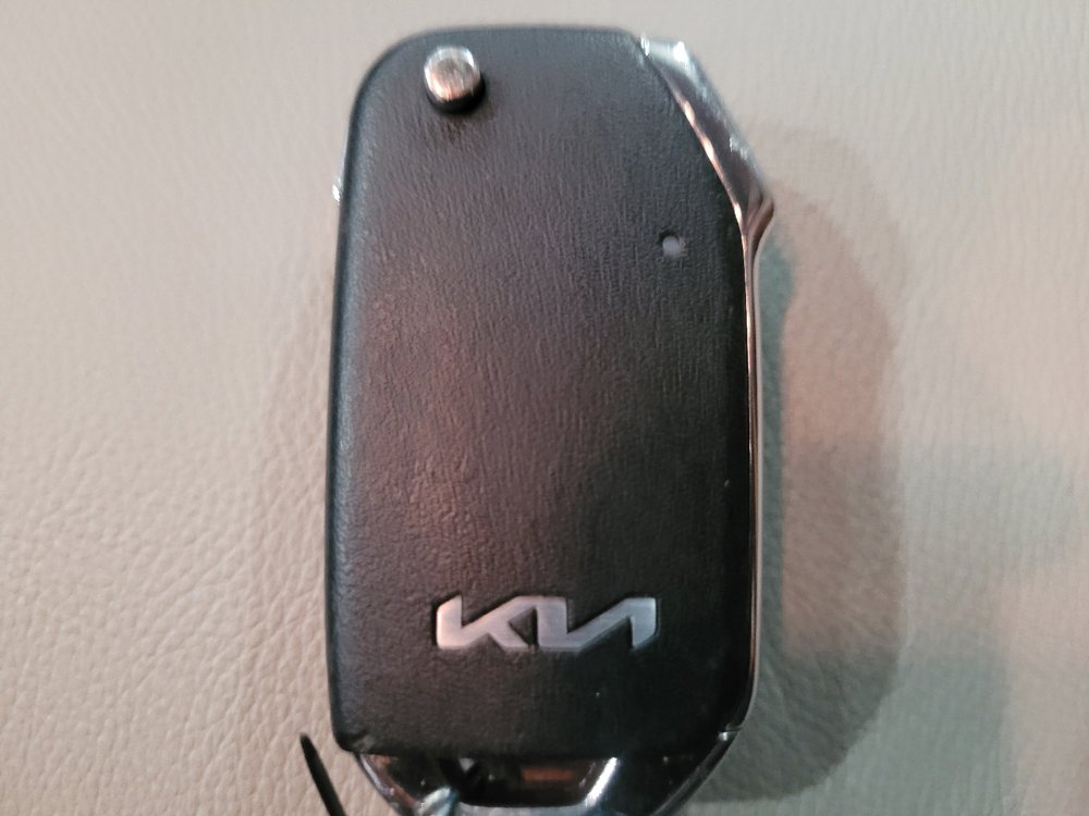 Used 2025 Kia Soul S FWD image 32