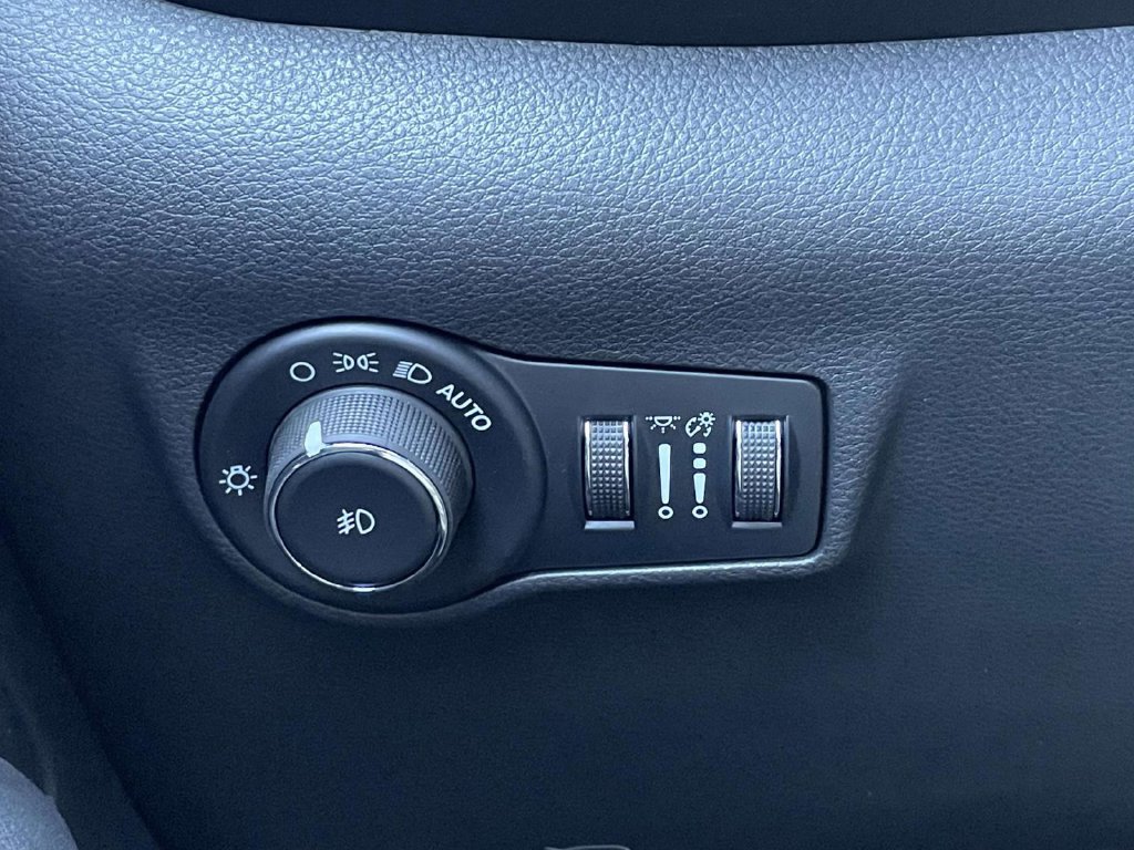 New 2027 Jeep Compass Limited AWD/4WD image 28