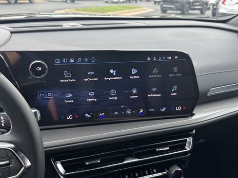 New 2026 Chevrolet Traverse LT w/ Driver Confidence Package image 17