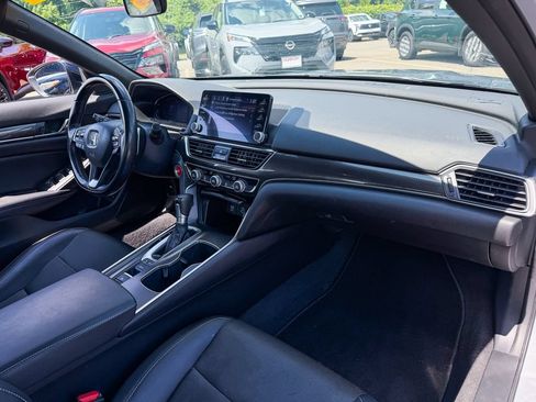 Used 2022 Honda Accord Sport image 8