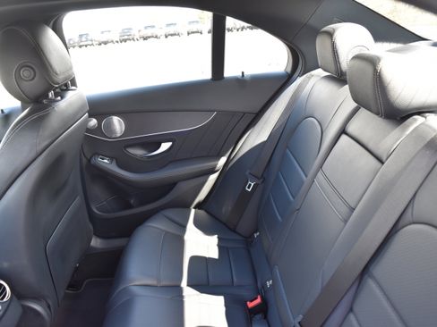 Used 2021 Mercedes-Benz C 300 4MATIC Sedan image 29