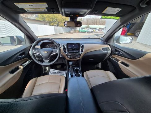 Used 2023 Chevrolet Equinox Premier image 19
