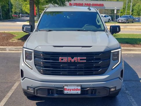 Used 2024 GMC Sierra 1500 Elevation w/ Elevation Premium Package AWD/4WD image 5