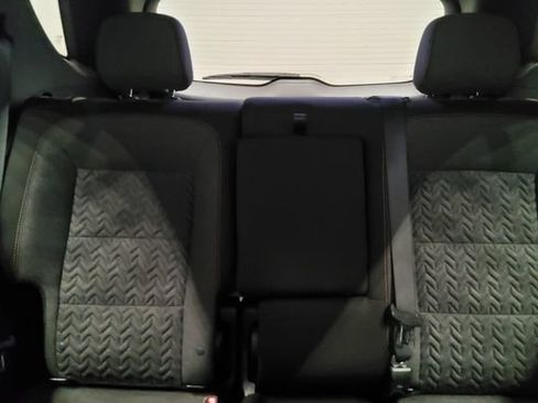 Used 2024 Chevrolet Equinox LT FWD image 18