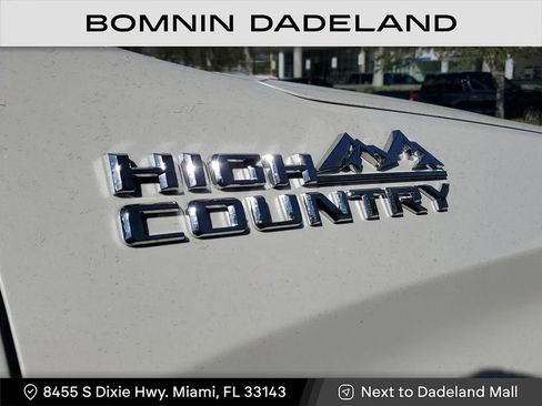 Used 2023 Chevrolet Silverado 1500 High Country w/ High Country Premium Package image 11