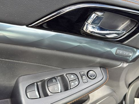 Certified 2021 Nissan Maxima SR w/ Sport Mat Group image 7