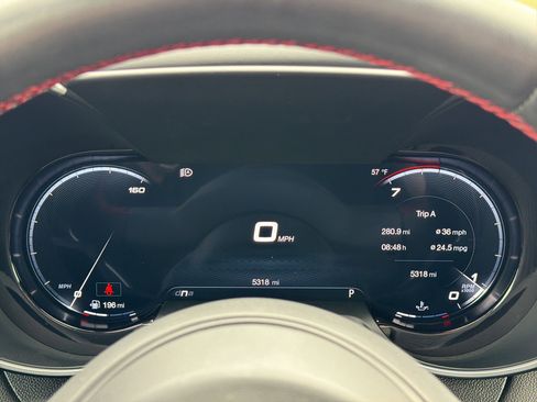 Used 2024 Alfa Romeo Giulia AWD image 35