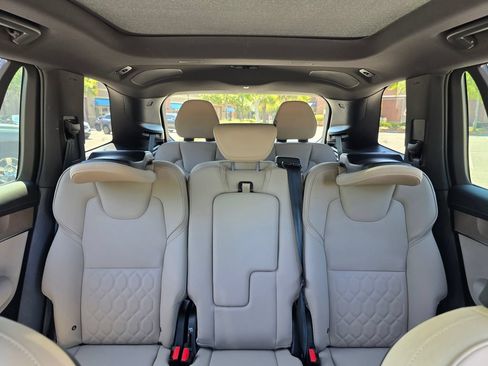 Used 2026 Volvo XC90 B6 Plus AWD/4WD image 25