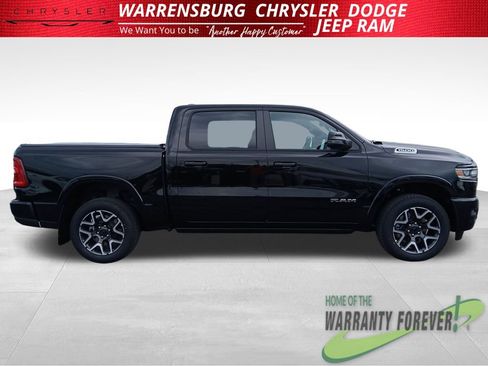 New 2026 RAM 1500 Laramie AWD/4WD image 3