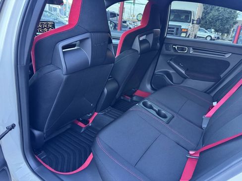 Used 2023 Honda Civic Type R image 12