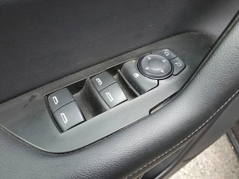 Used 2020 Chevrolet Blazer LT image 23