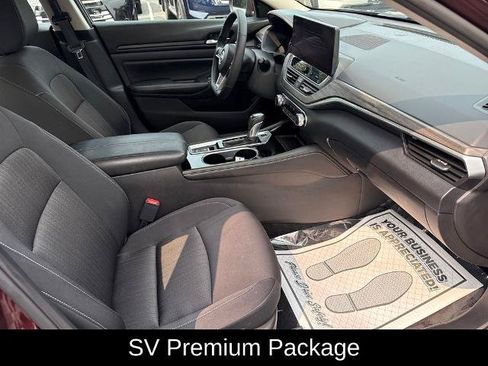 Certified 2024 Nissan Altima 2.5 SV w/ SV Premium Package AWD/4WD image 14