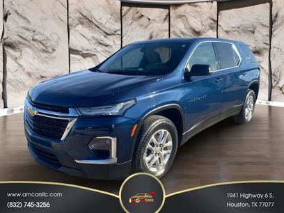 Used 2022 Chevrolet Traverse LS