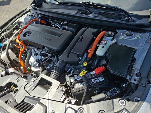 Used 2025 Honda Accord Sport image 28