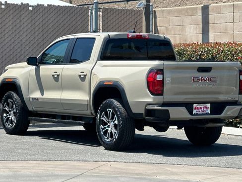 Certified 2024 GMC Canyon AT4 AWD/4WD image 6