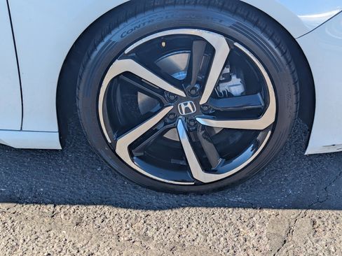 Used 2019 Honda Accord Sport image 9